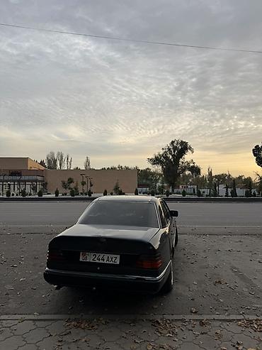 бак мерседес 124: Mercedes-Benz W124: 1991 г., 2.3 л, Кол менен иштөөчү, Бензин, Седан — 3