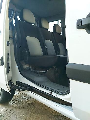 Fiat: Fiat Doblo: 1.9 l | 2009 il 360000 km Van/Minivan — 6