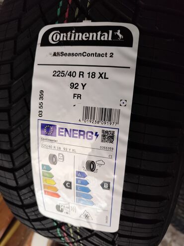 jaknica m: Nove vrhunske četiri gume Continental 225/40 R18 92Y FR M+S. Dot