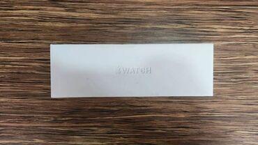 saatlar qiz ucun: Apple Watch Series 10 42mm Rose Gold with Light Blush Sport Band. Yeni