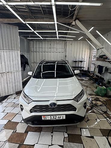 rav 4 2018: Toyota RAV4: 2020 г., Автомат, Гибрид, Кроссовер — 2