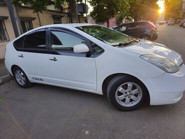 kreditle priuslar: Toyota Prius: 1.5 l | 2007 il Hetçbek