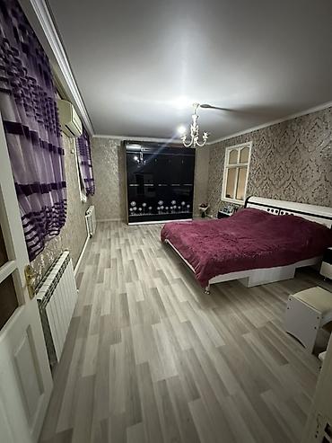 Həyət evləri və villaların satışı: Təkmərtəbəli həyət evi - Geniş, daş döşəməli həyət və maşın saxlanışı — 15