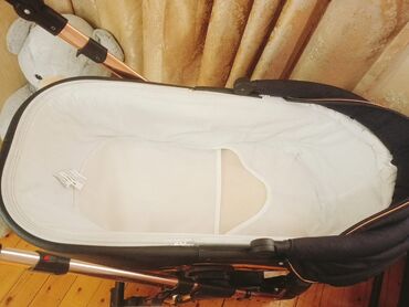 Gəzinti arabaları: Klassik gəzinti arabası, İşlənmiş, Cins: Qız, Yaş: 1-6 ay, Ünvandan götürmə — 6