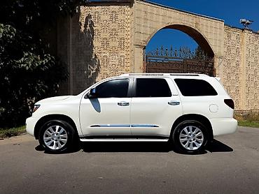 секуа: Toyota Sequoia: 2019 г., 5.7 л, Автомат, Бензин, Внедорожник — 2
