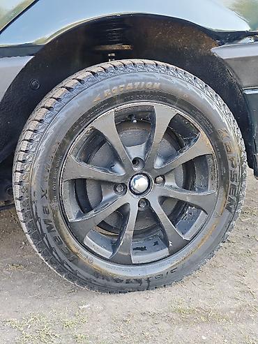 sp 4: Volkswagen Passat: 1992 г., 1.8 л, Механика, Бензин, Седан — 10