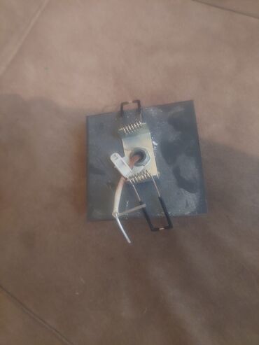 Spot lampalar: Yerləşdirilən məhsul: Daxili spot işıq (tavan üçün) Təsvir: - Tavan — 7