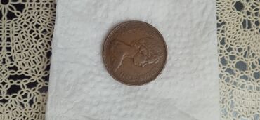 Sikkələr: Kolleksiya üçün müxtəlif ölkələrə məxsus sikkə dəsti Dəstdə olanlar — 10