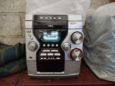 Динамики и колонки: Продаю недорого AIWA муз центр без колонок как усилитель есть AUX