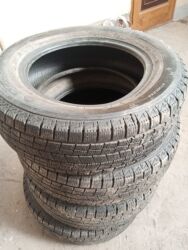 обмен с доплатой: Продаю зимнюю резину Foman. размеры 195/65/r15. Почти новая, покупал в