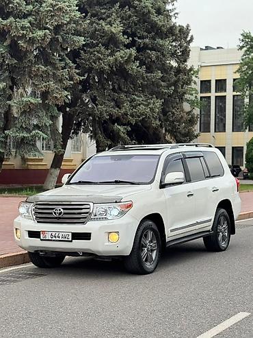 Toyota: Toyota Land Cruiser: 2014 г., 4.6 л, Автомат, Бензин, Внедорожник — 6