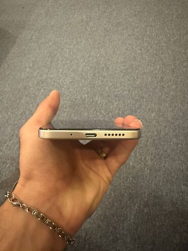 Redmi: Xiaomi Redmi 15 – 256 GB yaddaşlı smartfon - Rəng: qızılı (arxa — 9