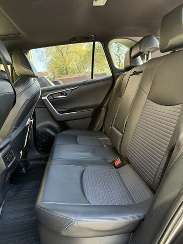 Toyota: Toyota RAV4: 2020 г., 2.5 л, Автомат, Гибрид, Кроссовер — 8