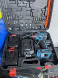 запчасти на перфоратор: Шуруповерт от фирмы DeWalt Makita борщ мил медведь Crown АТК Есть на