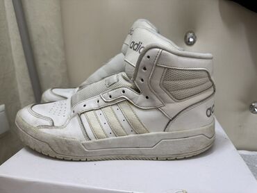 мужская обувь адидас: Мужские кроссовки, 43, Adidas, Б/у, цвет - Белый, Самовывоз