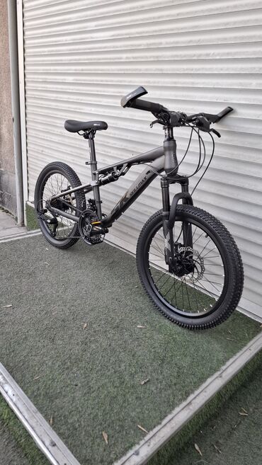 Городские велосипеды: Городской велосипед, Skillmax, Рама M (156 - 178 см), Новый — 2