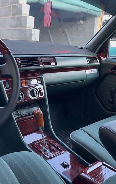 Mercedes-Benz: Mercedes-Benz W124: 1992 г., 2 л, Автомат, Бензин, Седан — 6