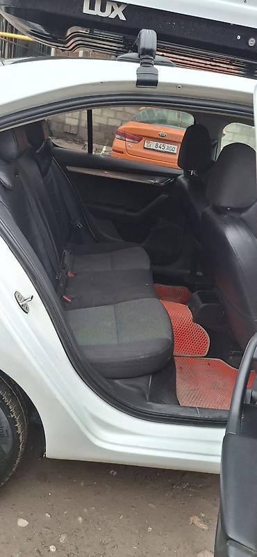 Skoda: Skoda Octavia: 2015 г., 1.6 л, Автомат, Бензин, Седан — 7