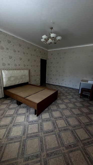 Долгосрочная аренда квартир: 3 комнаты, Собственник, С мебелью частично at lalafo.kg — 9 Долгосрочная аренда квартир: 3 комнаты, Собственник, С мебелью частично — 9