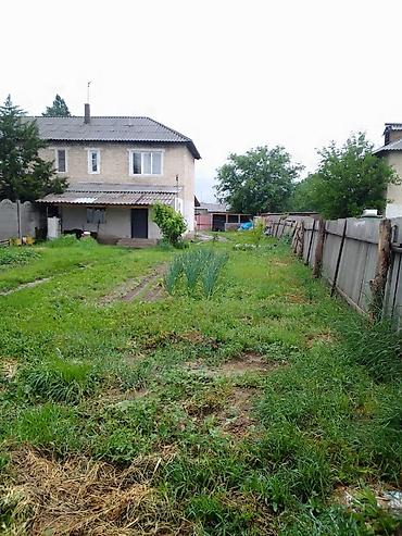 Продажа коттеджей и домов: 7 комнат Продается двухэтажный кирпичный дом с большим двором и — 2