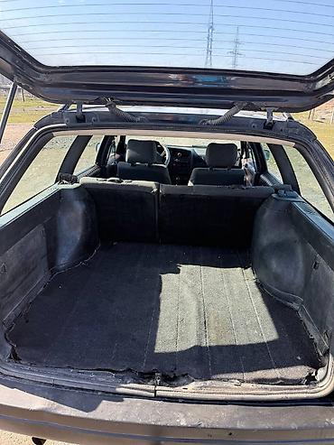 Volkswagen: Volkswagen Passat: 1992 г., 1.8 л, Механика, Бензин, Универсал — 8