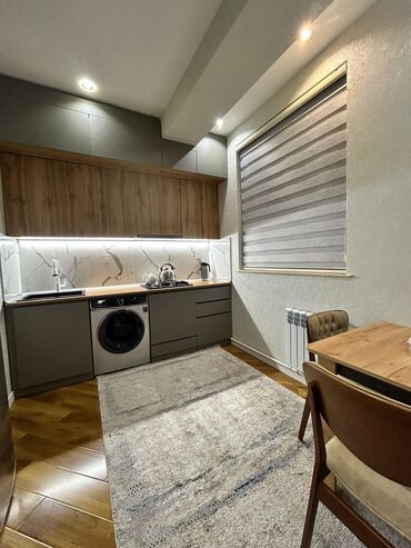 nizami caspian plaza: Salam. Ev uzunmuddetli verilir. WHATSAP DA AKTİVDİR. Qara qarayev