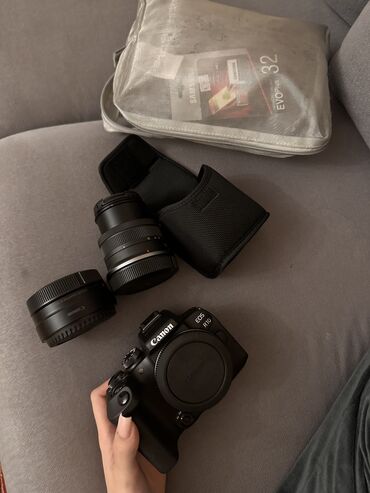 Fotokameralar: Canon EQS R10, ideal veziyetde, istifade olunmayib ideal veziyetdedi