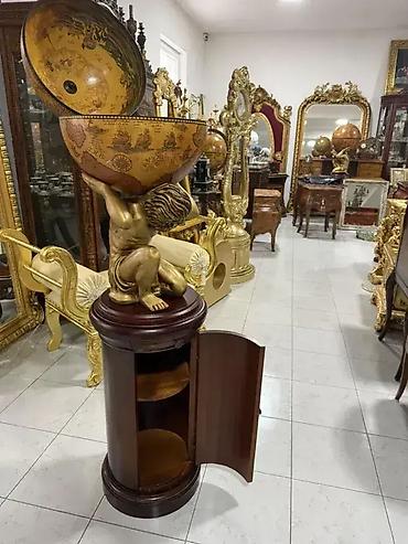 jysk polic: Lobus bar sa komodom – RETKO Bar je u dobrom stanju. 🌟 Lično — 3