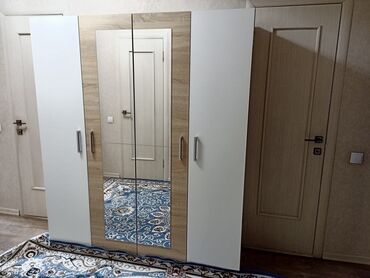 цены на зеркала: Шкаф для одежды, Прямой, ЛДСП