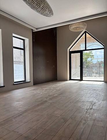 Үйлөрдү сатуу: 6 бөлмө жана андан көп, 170 м², 3 соток, Бишкек, Менчик ээси — 5