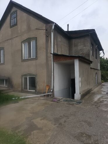 продаю офис 107 м² с ремонтом с мебелью административное здание 1 этаж: Сдаётся помещение в жилом доме. - Отдельный вход с улицы под навесом