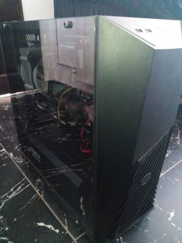 Desktop računari i radne stanice: I7 GGejmer COOLER MASTER vrhunska mašina, extra, jeftino---Vrhunska — 10