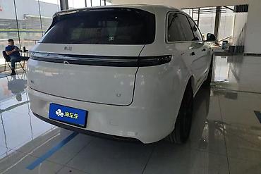 crown гибрид: Lixiang L7: 2023 г., Автомат, Электромобиль, Универсал — 4