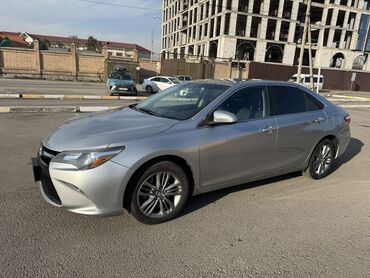 Toyota: Toyota Camry: 2017 г., 2.5 л, Автомат, Бензин