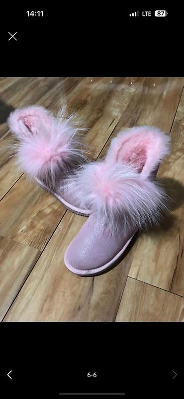 Уггилер: Уггилер, 37, UGG, Колдонулган, түсү - Кызгылт — 2