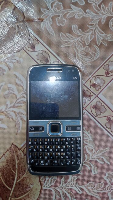 Nokia: Nokia E72, 4 GB, rəng - Qara, Sensor, Barmaq izi