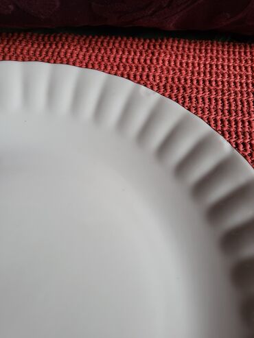 Kuhinjski setovi: Servis nov 80te.god. Poljska Chodziez porcelan za 6 osoba. Nezan — 17