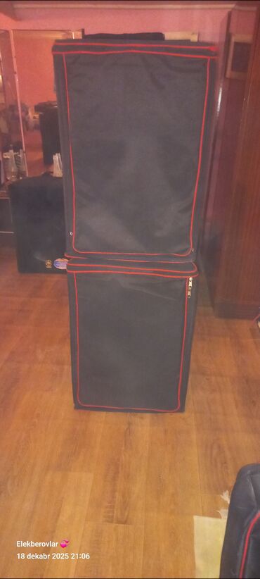 Dinamiklər və kolonkalar: Salam dest aparat 2. 4. 6 kalonka ilədə satılır usta görmeyib — 5