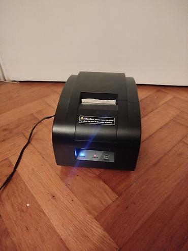 Druga oprema za računare i laptopove: Termalni POS štampač za račune.
Nepoznato stanje.
Bez adaptera — 1