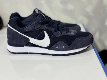 спортивный костюм на флисе мужской: Мужские кроссовки, 41, Nike, Новый, Самовывоз