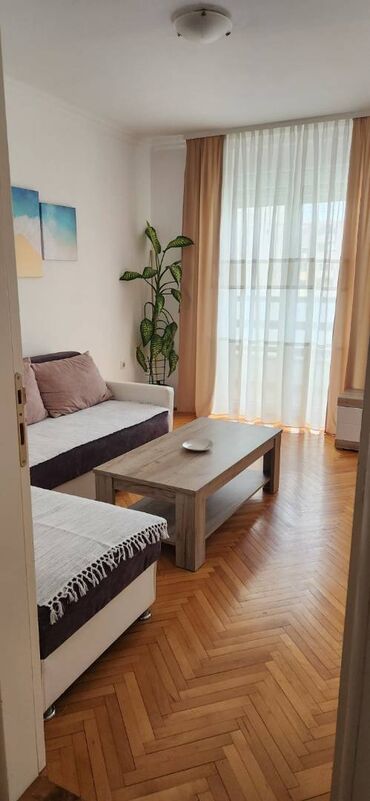 Dugoročni najam stanova: 2 sobe — 3