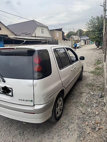 1: Toyota Raum: 2001 г., 1.5 л, Автомат, Бензин, Хэтчбэк — 3