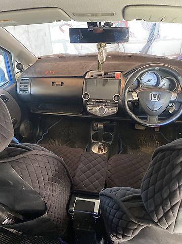 Продажа авто: Honda Fit: 2004 г., 1.5 л, Вариатор, Бензин — 7