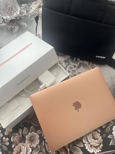 kubikin qiyməti 2020: MacBook Air M1 8GB / 256GB – əla vəziyyətdə, tam komplekt hədiyyə