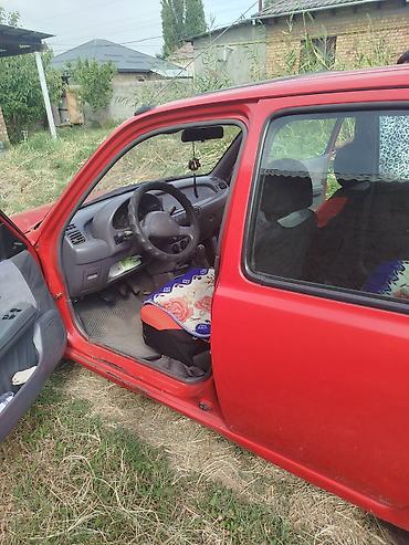 кондидер: Nissan Micra: 1993 г., 1.3 л, Механика, Бензин, Хэтчбэк — 3