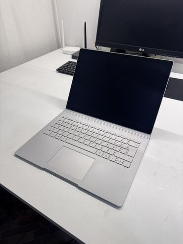 Ostali laptopovi i netbook računari: 13.5 " — 10