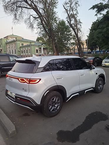byd one up: BYD Yuan Up: 2025 г., Электромобиль — 4