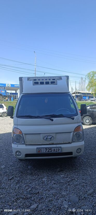 Hyundai: Hyundai Porter: 2012 г., 2.5 л, Механика, Дизель, Фургон