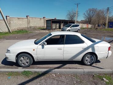 Toyota: Toyota Camry: 1995 г., 1.8 л, Механика, Бензин, Седан — 5