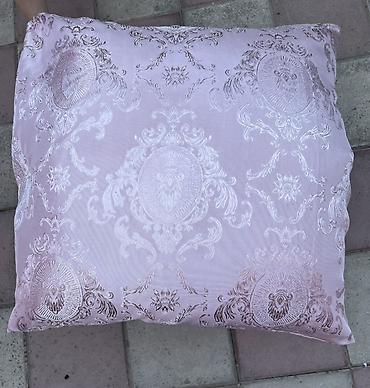подушка мейрама: Zərif naxışlı dekorativ yastıq - Material: Parlaq effektli jacquard — 1